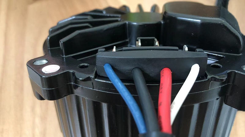 風(fēng)扇電機(jī)線(xiàn)束在新能源汽車(chē)上的應(yīng)用