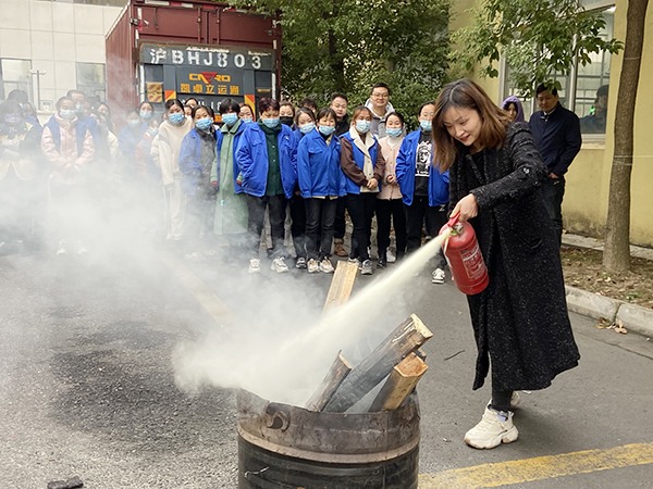 消防演習-滅火器使用學習