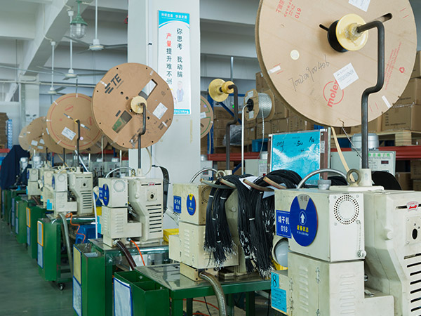 半自動打端子機(jī)